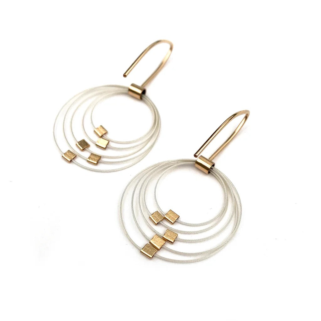 Grad Circle Hook Cable Earrings